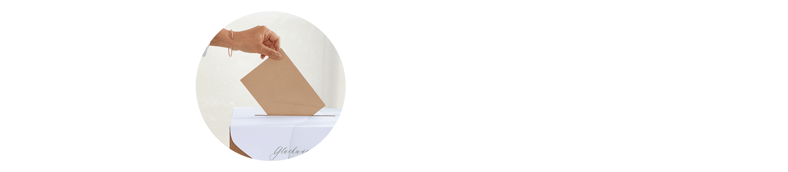 So wird Ihre Hochzeitskartenbox personalisiert