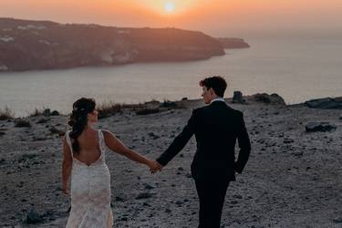 Hochzeitspaar am Strand.